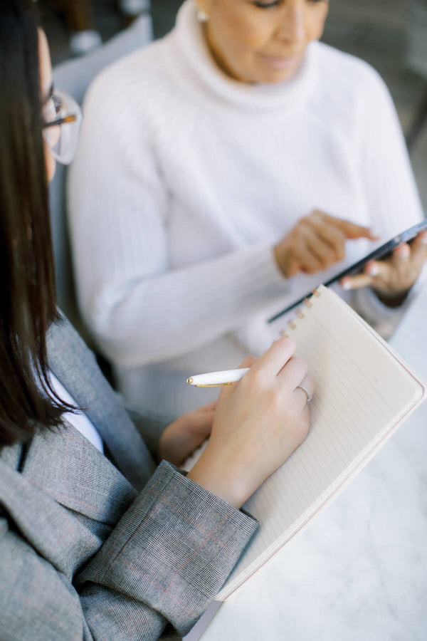 Listening, learning, supporting—Hem’s customer promise is personal, informed, and always human.